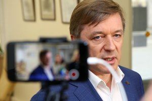 STT atsakymas R. Karbauskiui: ryšiai savaime nėra blogai, bet apie juos turi būti žinoma