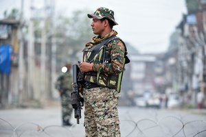 Pakistano pietvakariuose per mirtininko išpuolį žuvo mažiausiai aštuoni žmonės