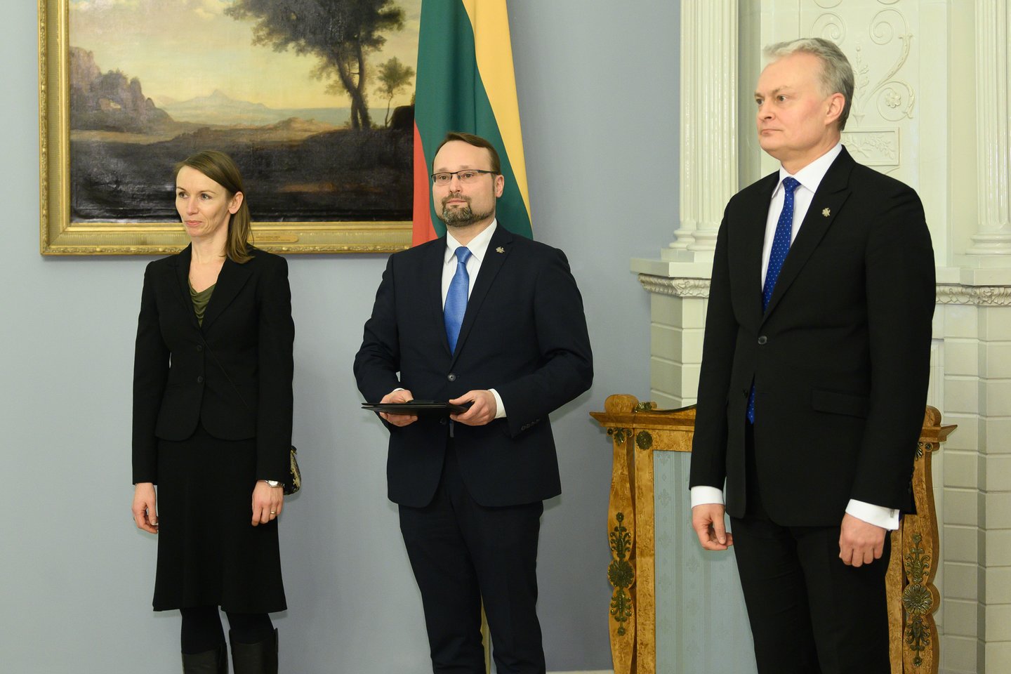 Vasario 13 d. Nacionalinę premiją Prezidentūroje iš šalies vadovo Gitano Nausėdos rankų turėjusi atsiimti aktorė Viktorija Kuodytė į rūmus įleista nebuvo.<br>V.Skaraičio nuotr.