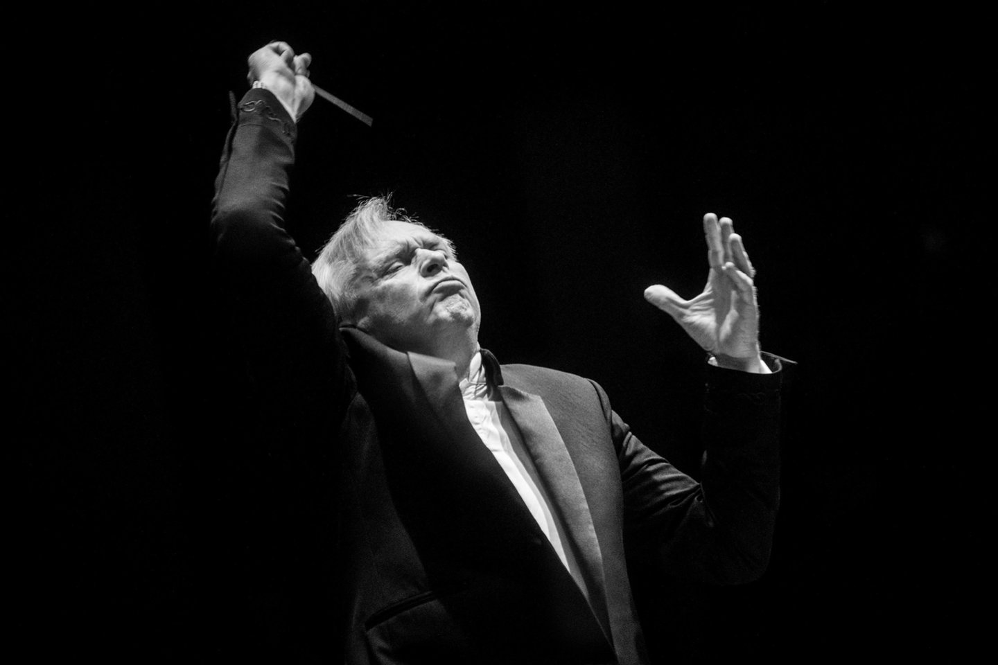  Dirigentas, LVSO įkūrėjas G.Rinkevičius 60 metų jubiliejaus proga įteiks dovaną ir sau, ir muzikos gerbėjams.<br> D.Matvejevo nuotr.