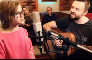 Itin jautrus duetas: Stano įrašė dainą su vėžiu sergančia mergaite