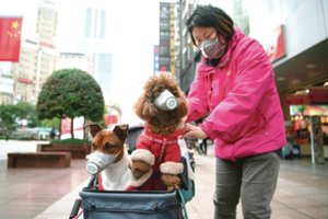 Nuo koronaviruso daugiausiai mirė vyrai: pasveikę manė, kad neišeis gyvi