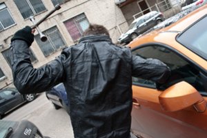 Danijoje pagrobto visureigio istorija: Lietuvoje ir pardavė, ir įregistravo