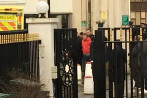 Londono mečetės muedziną subadžiusiam vyrui pareikšti kaltinimai