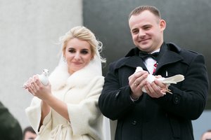 Atkreipę dėmesį į savo vestuvių datą ir laiką, vilniečiai jaunavedžiai net aiktelėjo
