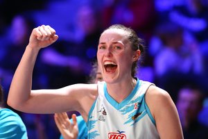 Lietuvos moterų krepšinio lygoje – triuškinama „Kibirkšties-MRU“ pergalė