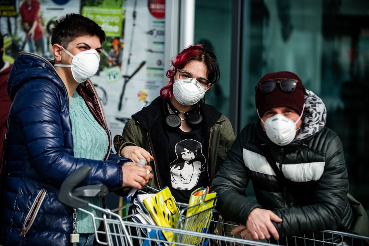 Italija pirmadienį pranešė, kad koronavirusas šalyje pasiglemžė jau 5 žmonių gyvybes. <br>SIPA/Scanpix nuotr.