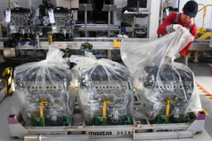 „Mazda“ ruošiasi iš esmės atnaujinti automobilių modelius – skelbia poros metų pauzę