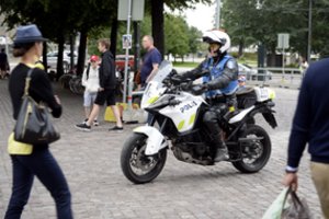 Kol lietuviai gaudo kelių erelius, suomiai baus už važiavimą per lėtai