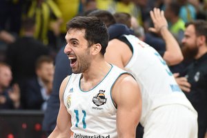 „Real“ ketvirtajame kėlinyje pribaigė „Panathinaikos“ klubą