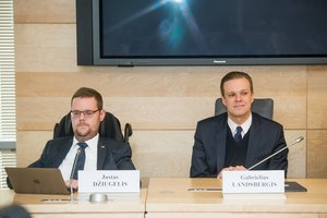 Dėl bendrakeleivių į Seimo rinkimus apsisprendęs J. Džiugelis dar kartą įgėlė valstiečiams