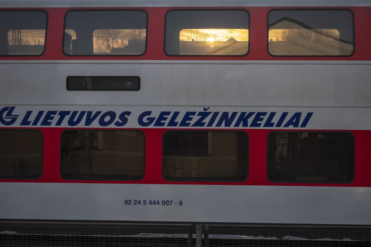 „Lietuvos geležinkeliai“ yra itin pamėgę vidaus sandorius, kai paslaugos perkamos iš šiai bendrovei priklausančių įmonių.<br>V.Ščiavinsko nuotr.