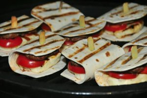 Grilyje kepti sumuštiniai: paruošti lengva, o rezultatas sužavės net didžiausius gurmanus