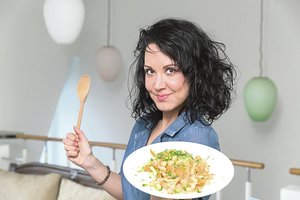 Patiekalų iš avinžirnių receptai keliauja per virtuves – juos giria net medikai