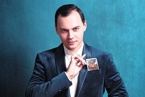 Paaiškėjo, ką dabar veikia iš TV ekranų dingęs iliuzionistas Nicholas Kinas  