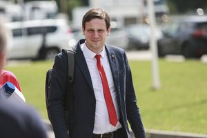 T. Tomilinas siūlo didesnes baudas už darbo teisės pažeidimus