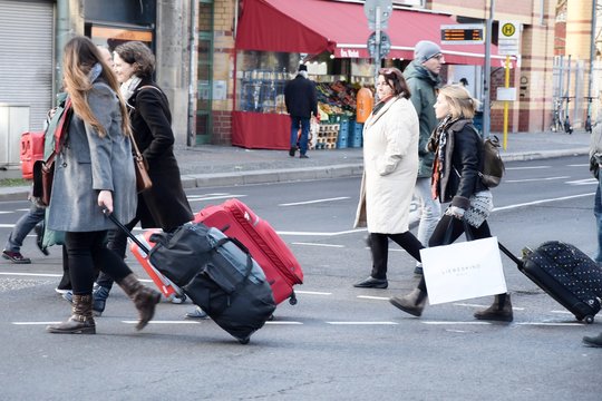 Vietovių sąrašas didėja – apsisprendę nebekeliauti gali susigrąžinti pinigus