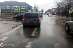 Praėjusios paros avarijose žuvo žmogus, dar 8 žmonės buvo sužaloti