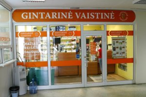Vis dar stumdosi dėl „Gintarinės vaistinės“ iškeldinimo iš poliklinikų 