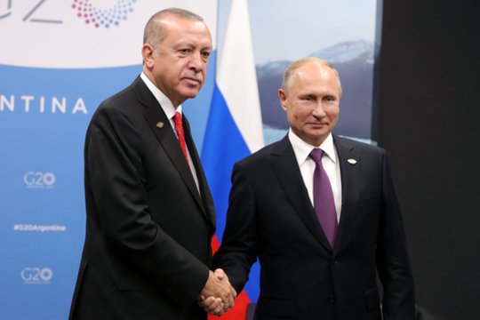 R. T. Erdoganas ir V. Putinas ketvirtadienį susitiks Rusijoje aptarti padėties Sirijoje