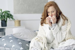 Kaip išlikti nepažeistam  čiaudinčiųjų minioje?