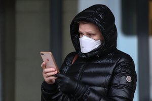 Karo psichologas paaiškino, kodėl dėl koronaviruso Lietuvoje kilo panika