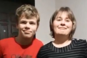 Paauglys autobuse padėjo mamai su vaiku – sulaukė kvapą gniaužiančio atlygio