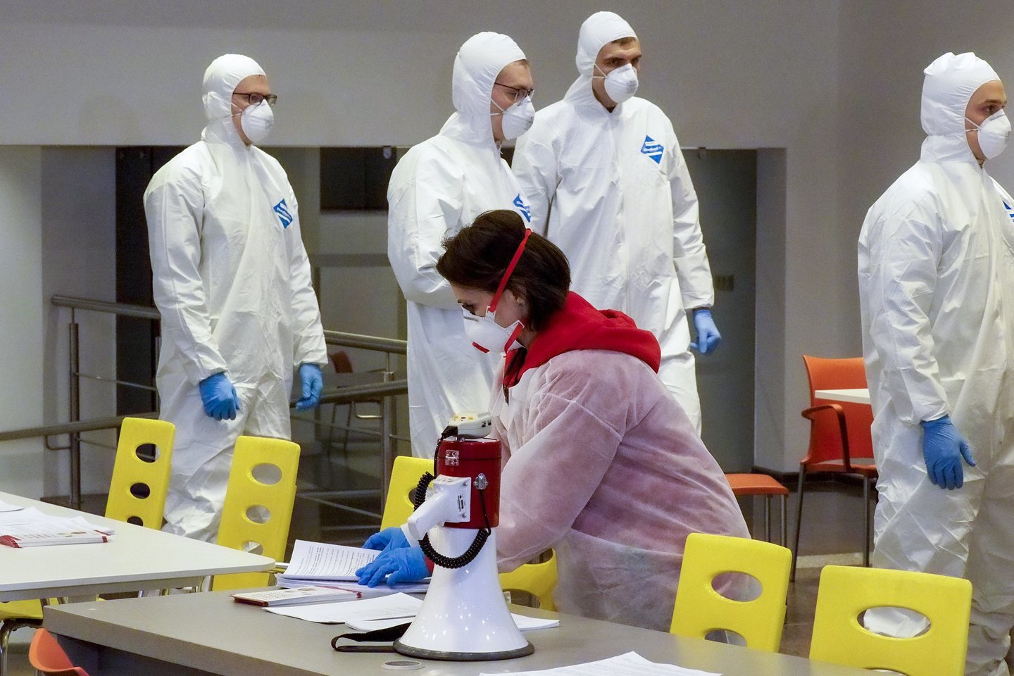 Koronavirusas pasėjo nerimą ir Lietuvoje.<br>V.Ščiavinsko nuotr.