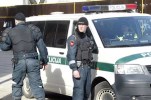 Lietuvos gaujų karuose kruvinus scenarijus rezgė samdomi žudikai – latvių šauliai