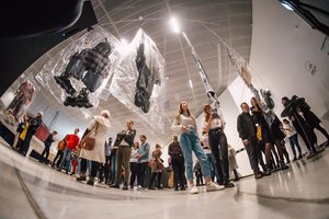 Įspūdžiai pasibaigus MO muziejaus parodai „Rūšių atsiradimas. 90-ųjų DNR“