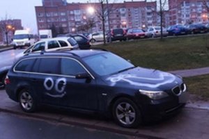 Klaipėda ėmėsi keisčiausių būdų prieš automobilių vairuotojus: degamos net žvakės