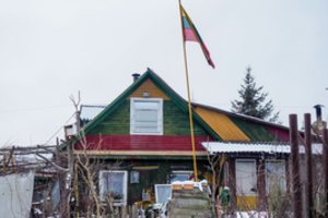 Liko kelios dienos išvengti baudos – svarbu ne tik turėti, bet ir tinkamai pakabinti