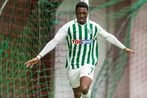 Vilniaus „Žalgirio“ gretose spindėjęs debiutantas R. Enninas žavėjosi komandos aistruoliais