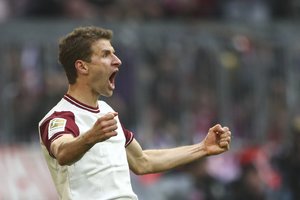 Vokietijoje „Bayern“ po pergalės tolsta nuo persekiotojų