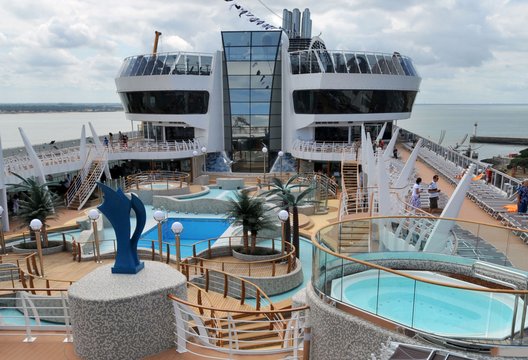 Apgynė kruiziniame laive įkalintą lietuvę:  įsijauskite į jos situaciją