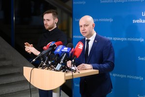 Koronavirusui vis labiau plintant kaimyninėse šalyse A. Veryga pasakė, ko imsis