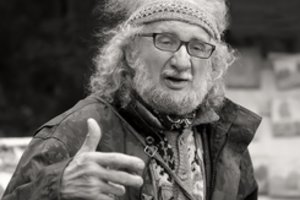 Parlamento gynėjas ir puošėjas K.Balčikonis Lietuvai siūlo naują simbolį – raitas karžyges