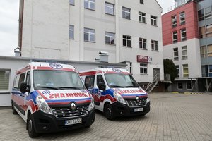 Dėl koronaviruso baimės​ sustabdė traukinį: įtarimų sukėlė išprakaitavęs azijietis