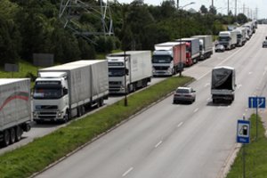Lietuvoje trūkstant vairuotojų, stoja transporto sektoriaus plėtra