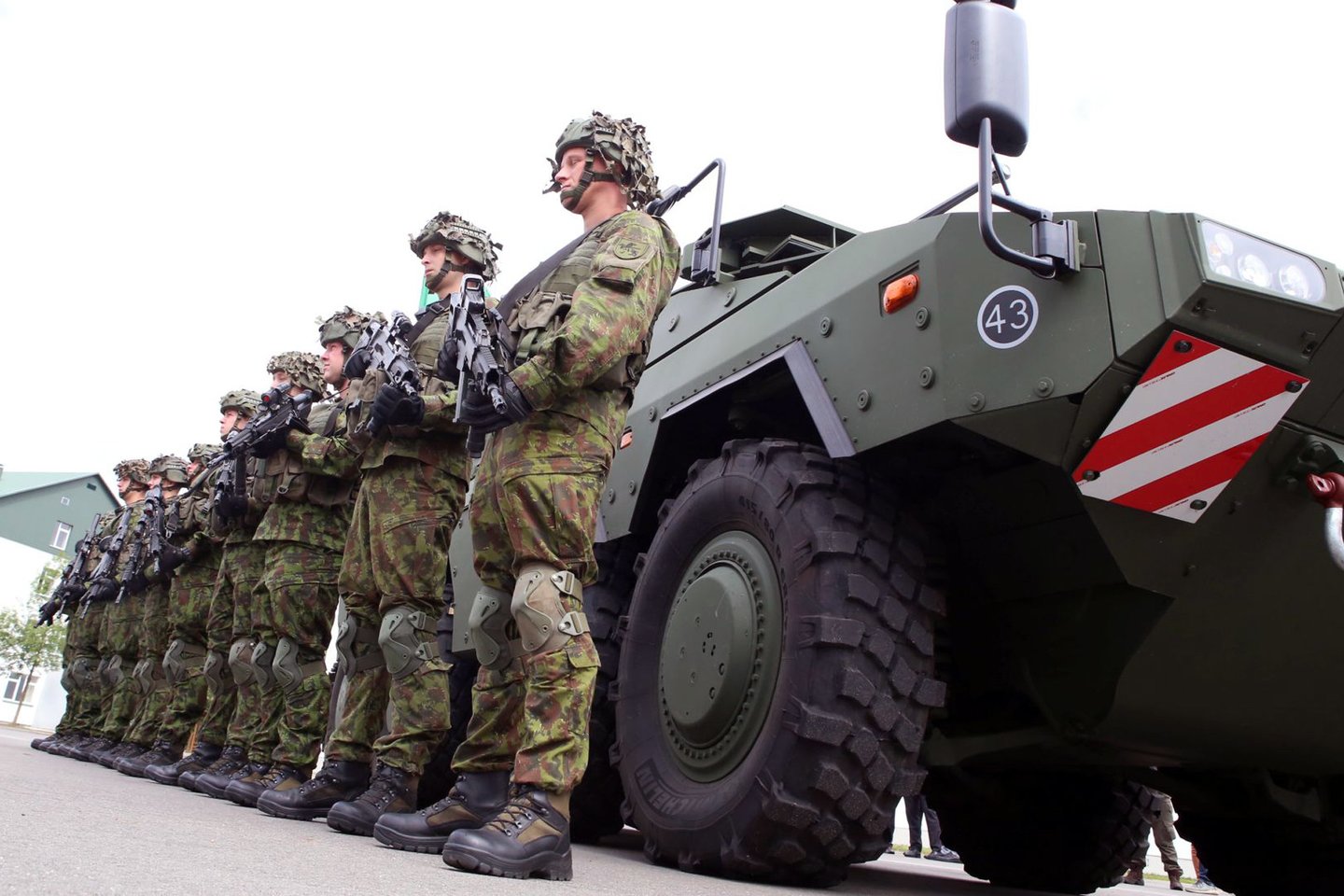 Lietuvos, Latvijos, Lenkijos ir Rumunijos gynybos ministrai pareiškė, kad Europos Komisija diskredituoja ES ambicijas, siūlydama nefinansuoti vadinamosios karinio mobilumo programos.<br>M.Patašiaus nuotr.