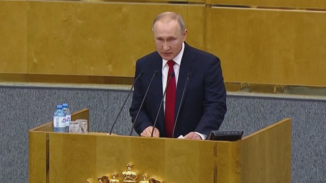 V. Putinas neprieštarauja prezidento kadencijų limito panaikinimui 