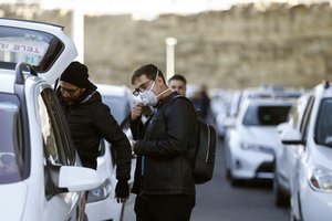 Dėl koronaviruso Berlynas atšaukia didelius renginius, Ispanija – skrydžius iš Italijos