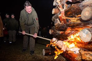 Prie Nepriklausomybės laužų visų širdyse liepsnojo vienybė ir meilė Tėvynei