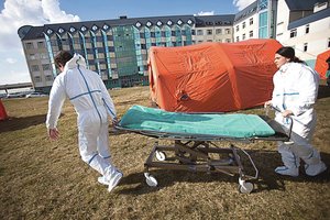 Panika Poznanėje: virusu užsikrėtusios moters sūnus dirba „McDonald’s“