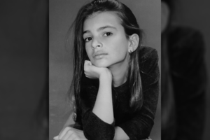 Nuotraukoje – vėliau nuogu kūnu išgarsėjęs modelis. Atspėkite, kas ji?