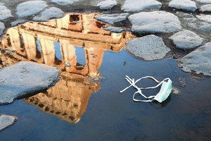 Roma dėl viruso uždaro Čiampino oro uostą ir vieną Fiumičino oro uosto terminalą