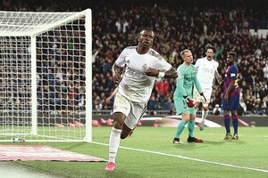 UEFA nukėlė dvejas Čempionų lygos rungtynes