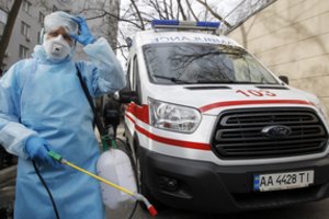 Ukrainoje koronavirusas pasiglemžė pirmąją auką