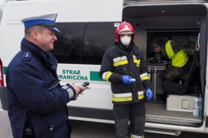 Lenkija uždaro šalies sienas dėl koronaviruso, Ukraina ir Danija nebeįsileis užsieniečių