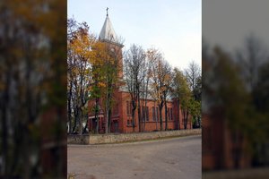 Iš Tirkšlių bažnyčios aukų dėžučių kažkas iškrapštė 5 eurus